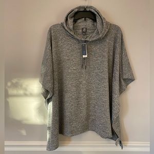 NWT gap fit gray workout pullover hoodie poncho. S